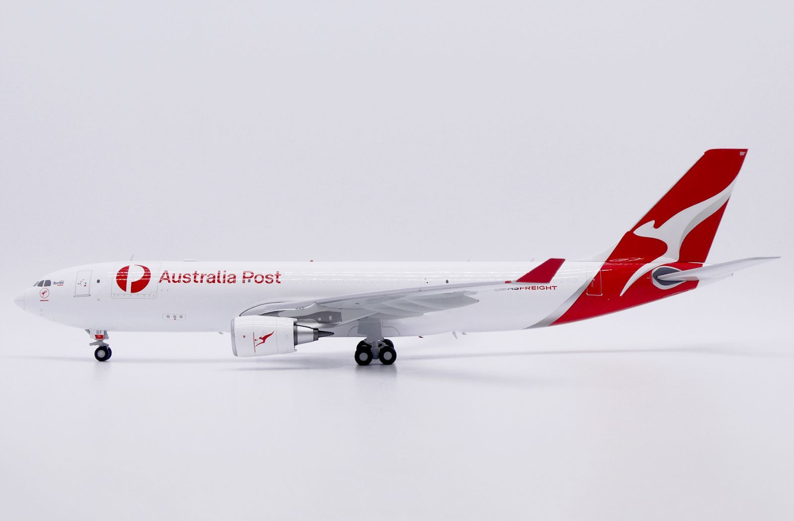 Jcwings カンタスフレイト A 330 200 P 2 F VH EBF 1 XX 20445