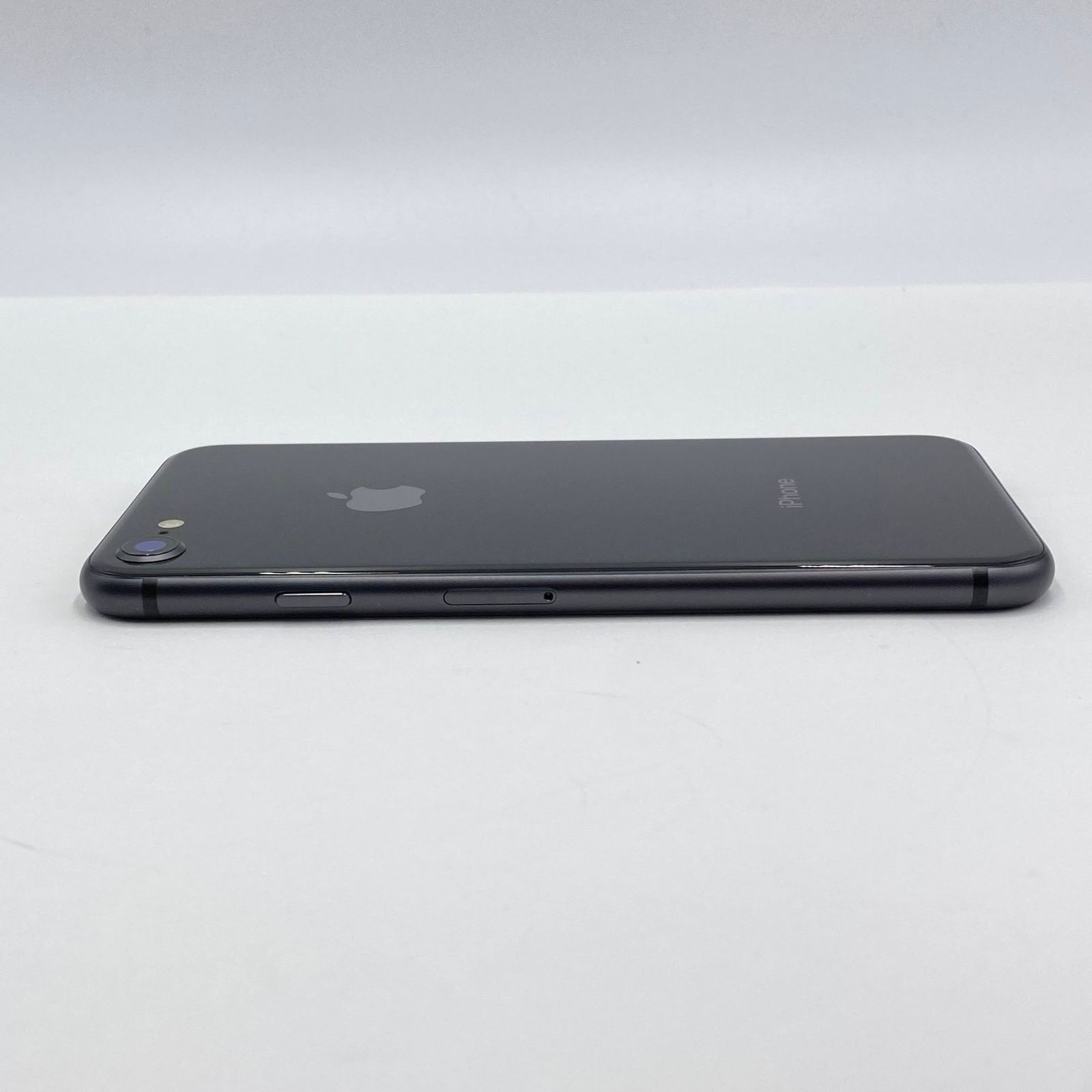 iPhone 8 64GB SIMフリー [ゴールド] A1906 SIMフリー iPhone 8 64GB