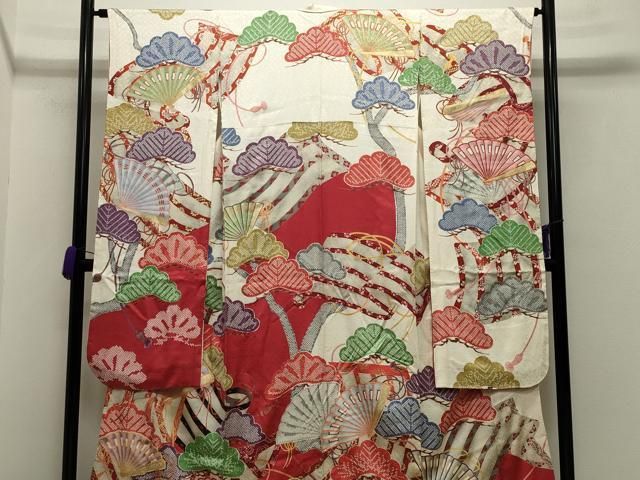 平和屋着物●紫綬褒章 巨匠 岩田専太郎 振袖 駒刺繍 檜扇松文 金彩 正絹 gh