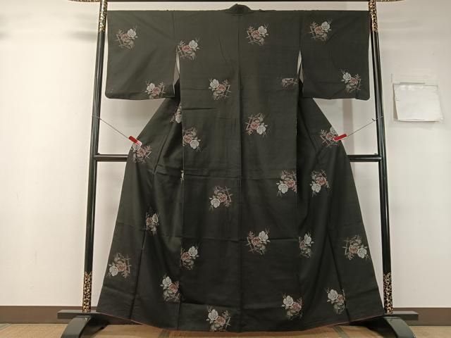 平和屋着物●本場大島紬 9マルキ 地空き 枝花文 正絹 vp