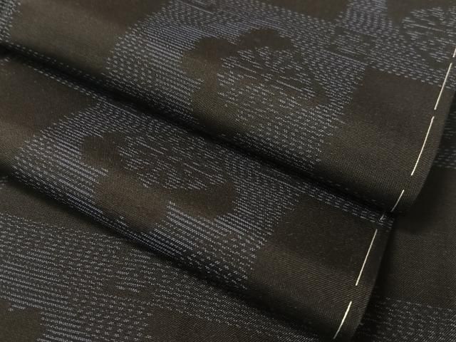 平和屋着物●本場大島紬 市松花文 さが美扱い 正絹 ♥ vp