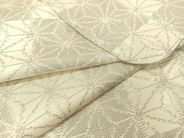 平和屋着物○本場大島紬 白大島 市松麻の葉文 正絹 逸品 未使用