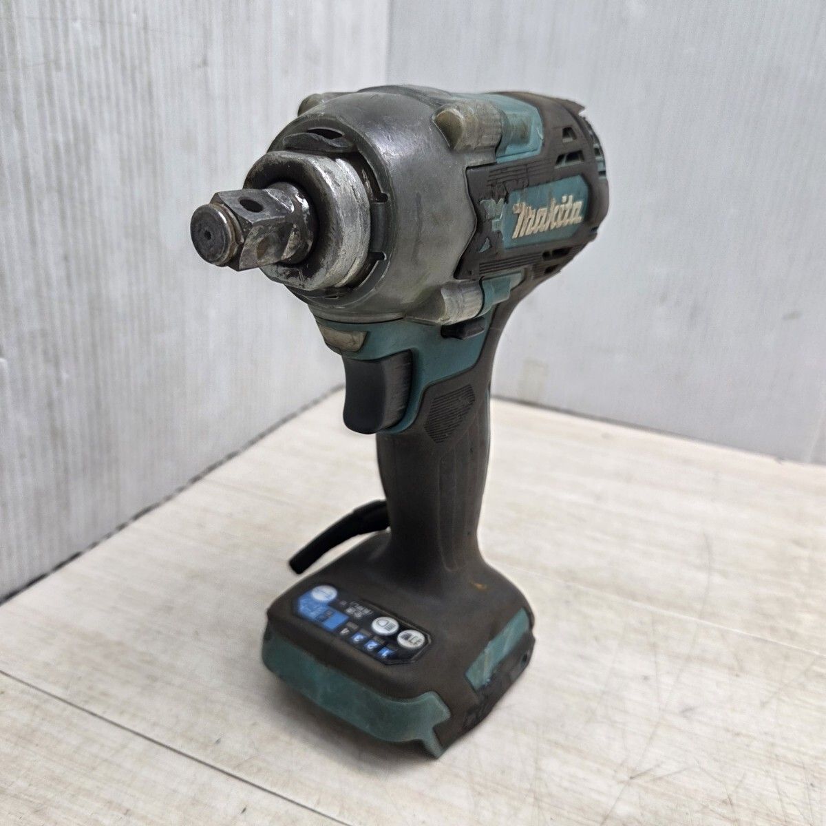 S 99237 makita マキタ 充電式インパクトレンチ 18 V TW 300 D 本体のみ
