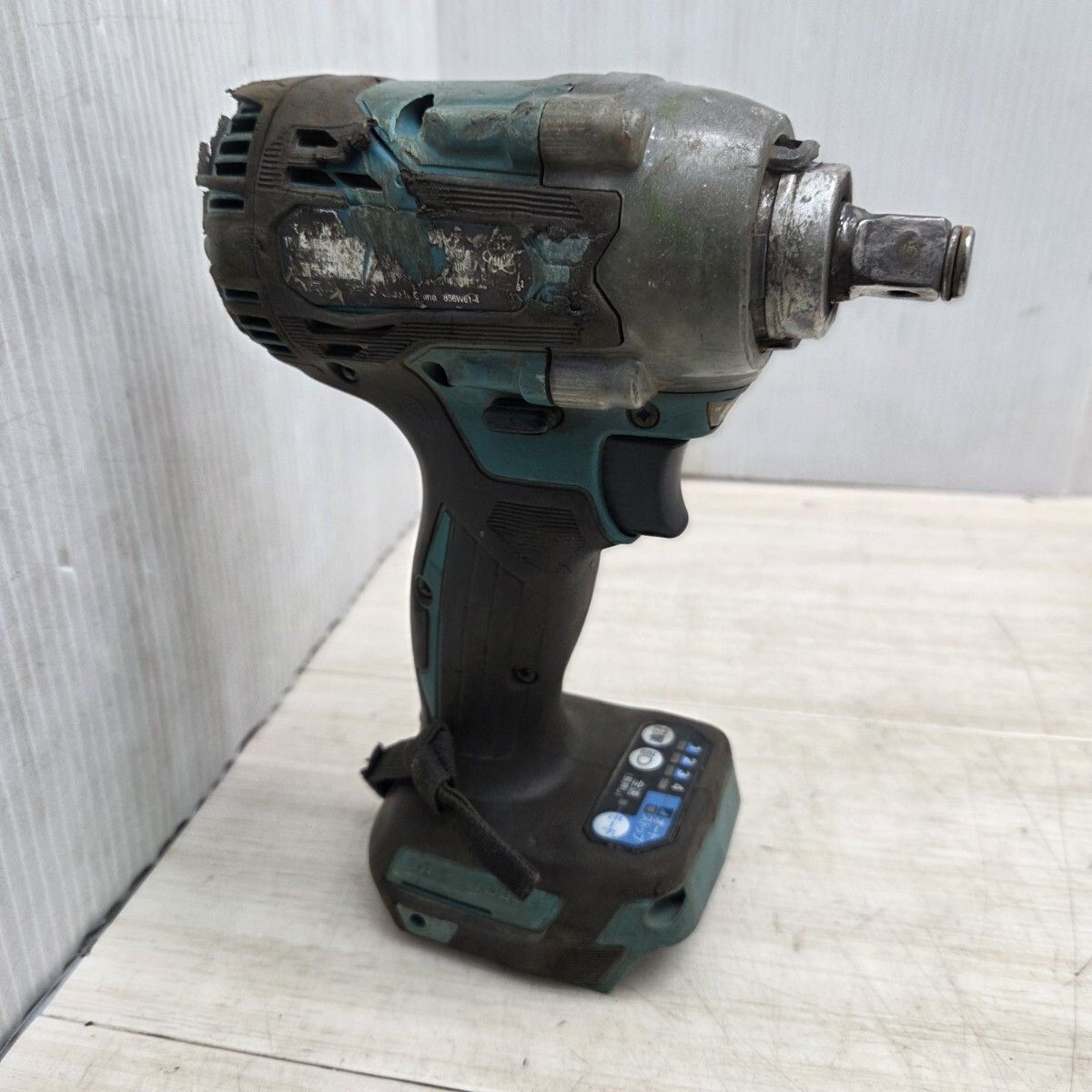 S 99237 makita マキタ 充電式インパクトレンチ 18 V TW 300 D 本体のみ