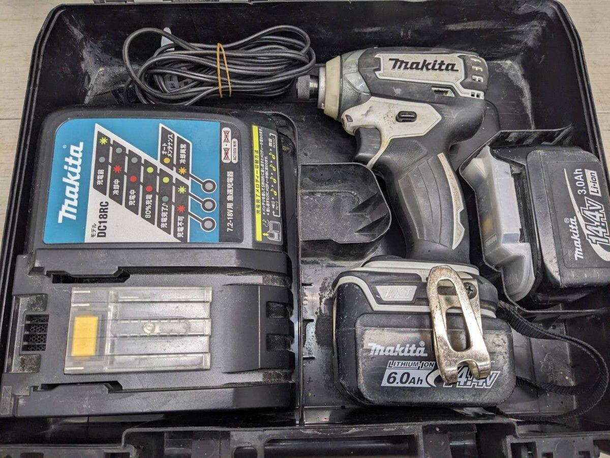 S 99271 makita マキタ 充電式インパクトドライバ TD 136 D バッテリー