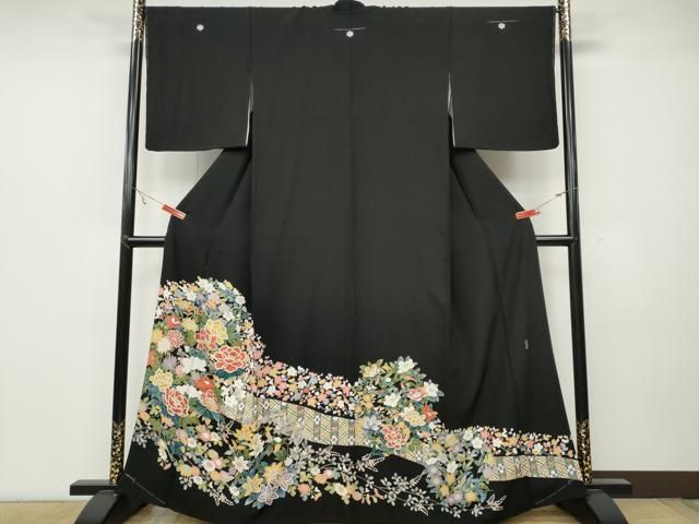 平和屋着物●豪華黒留袖　友禅　作家物　牡丹草花文　正絹　逸品　CAAW7722yc 平和屋着物○豪華黒留袖 友禅 作家物 草花文 正絹 逸品 未使用