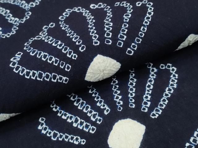 有松鳴海絞り 裏菊文