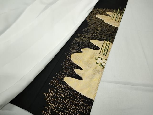 黒留袖 流水鷺草花文