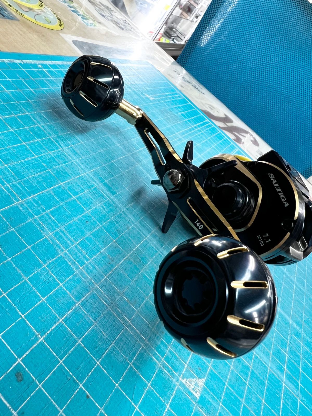 舗併売 ダイワ ２１ソルティガＩＣ１００ＨＬーＤＨ