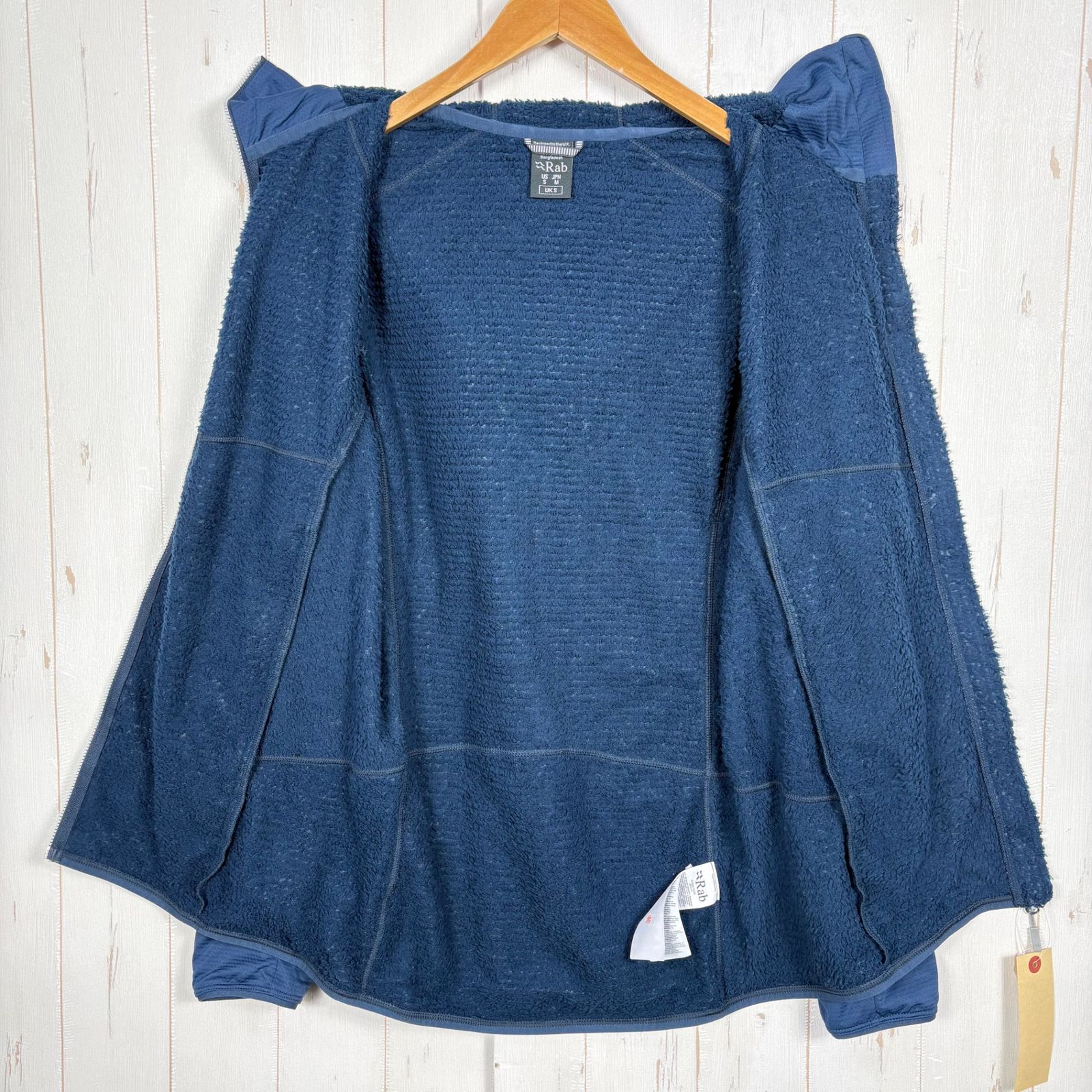 ポリエステル ウェア