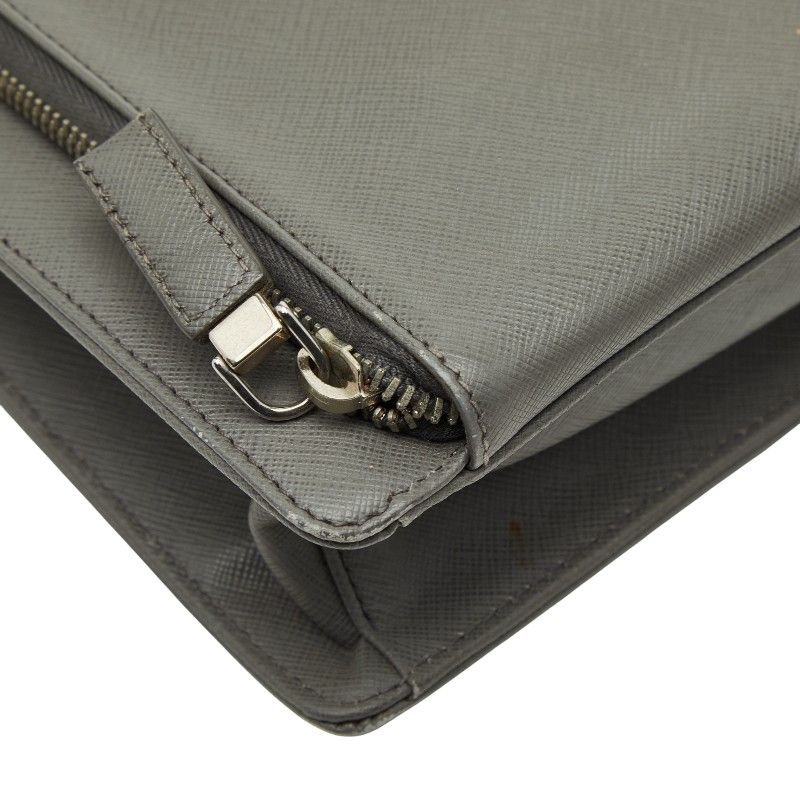 プラダ 三角ロゴプレート ブリーフケース ビジネスバッグ VR0023