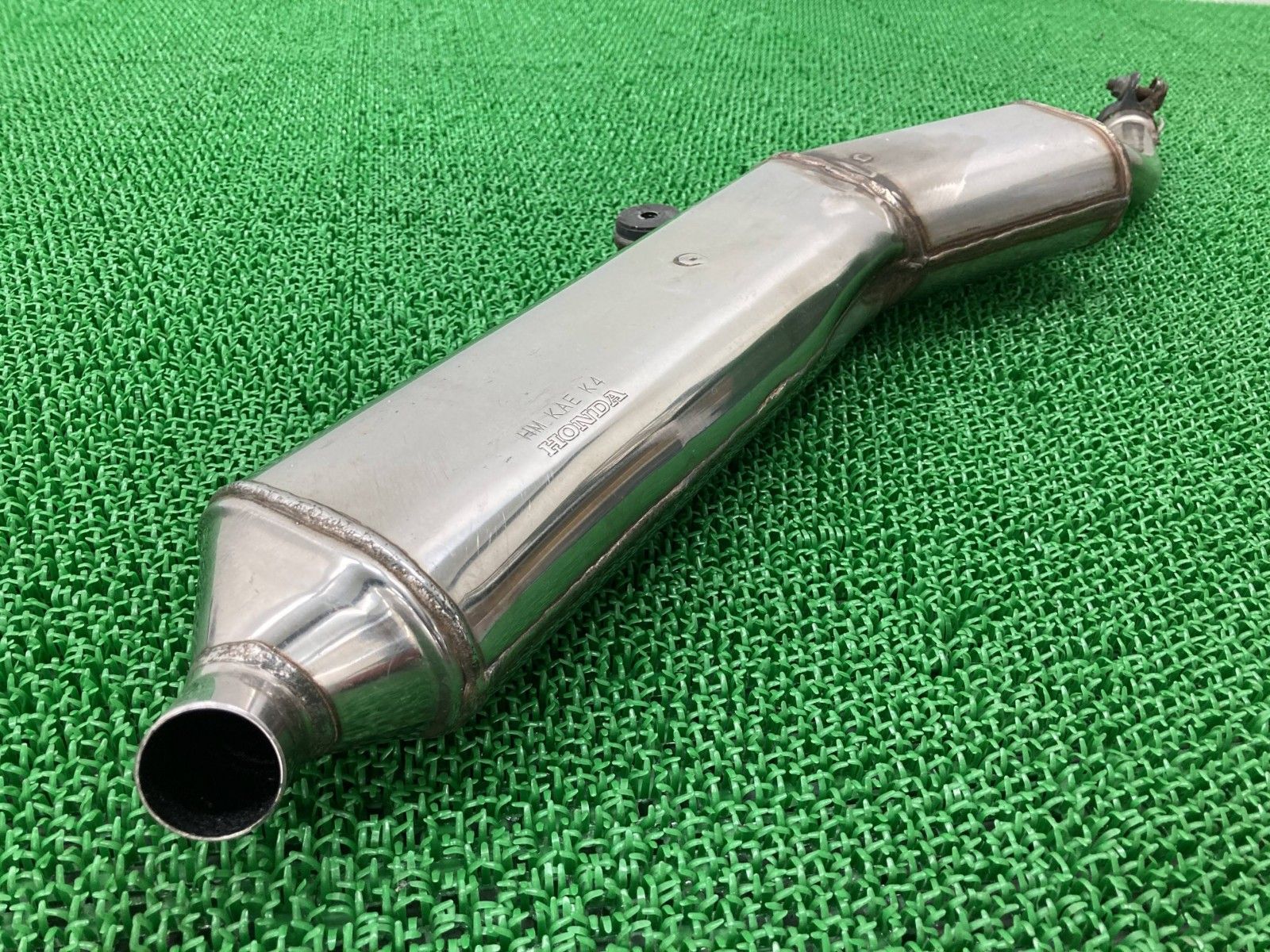 CRM250AR サイレンサーマフラー KAE K4 ホンダ 純正 中古 バイク 部品 MD32 コケキズ無し 希少品 品薄 車検 Genuine eZ CRM250AR サイレンサーマフラー KAE K4 ホンダ 純正 中古 バイク 部品