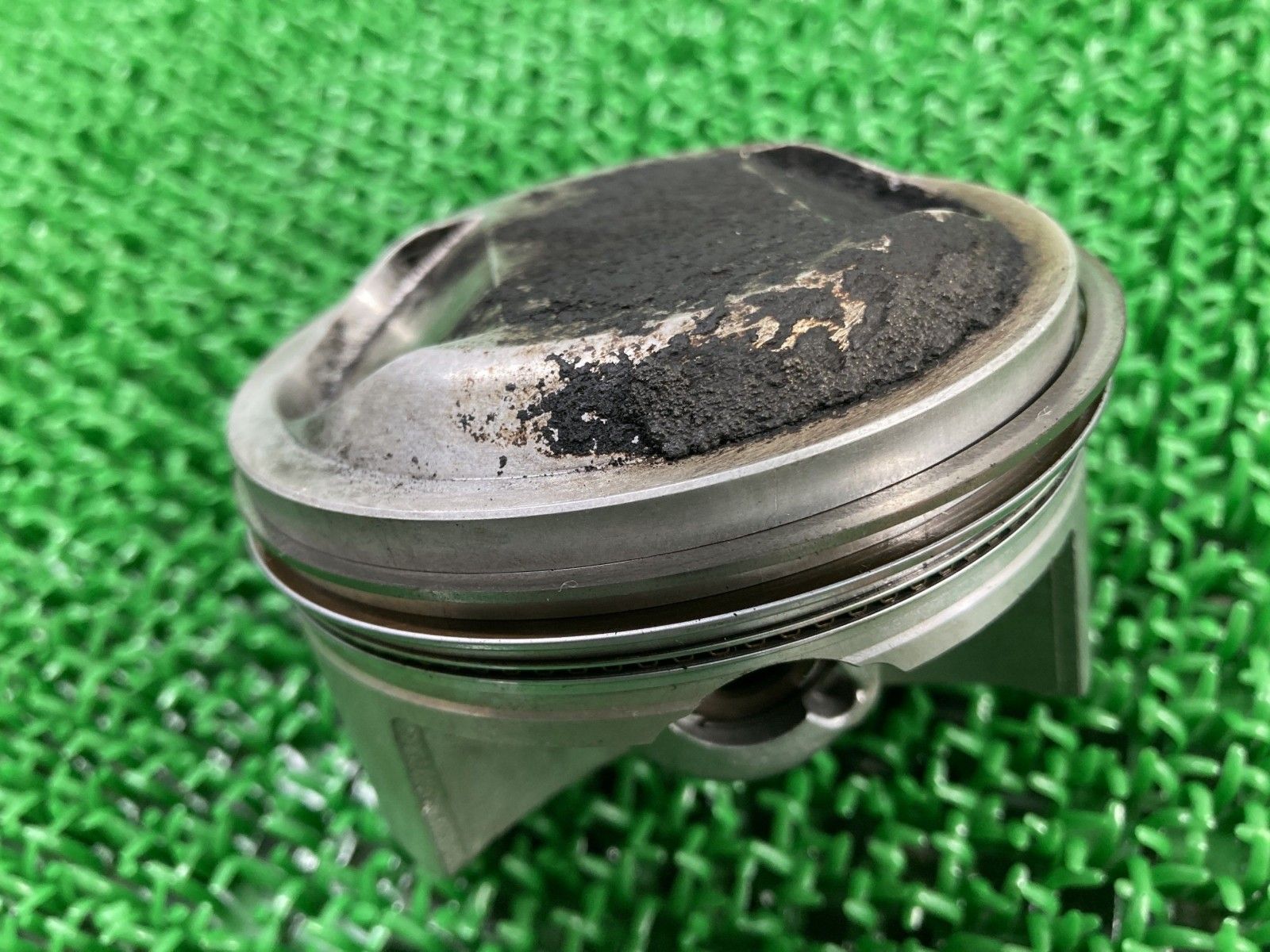 モリワキ製ゼファー1100 エンジンピストン ME 80 社外 バイク 部品 ZR 1100 A ZRT 10 mm fX