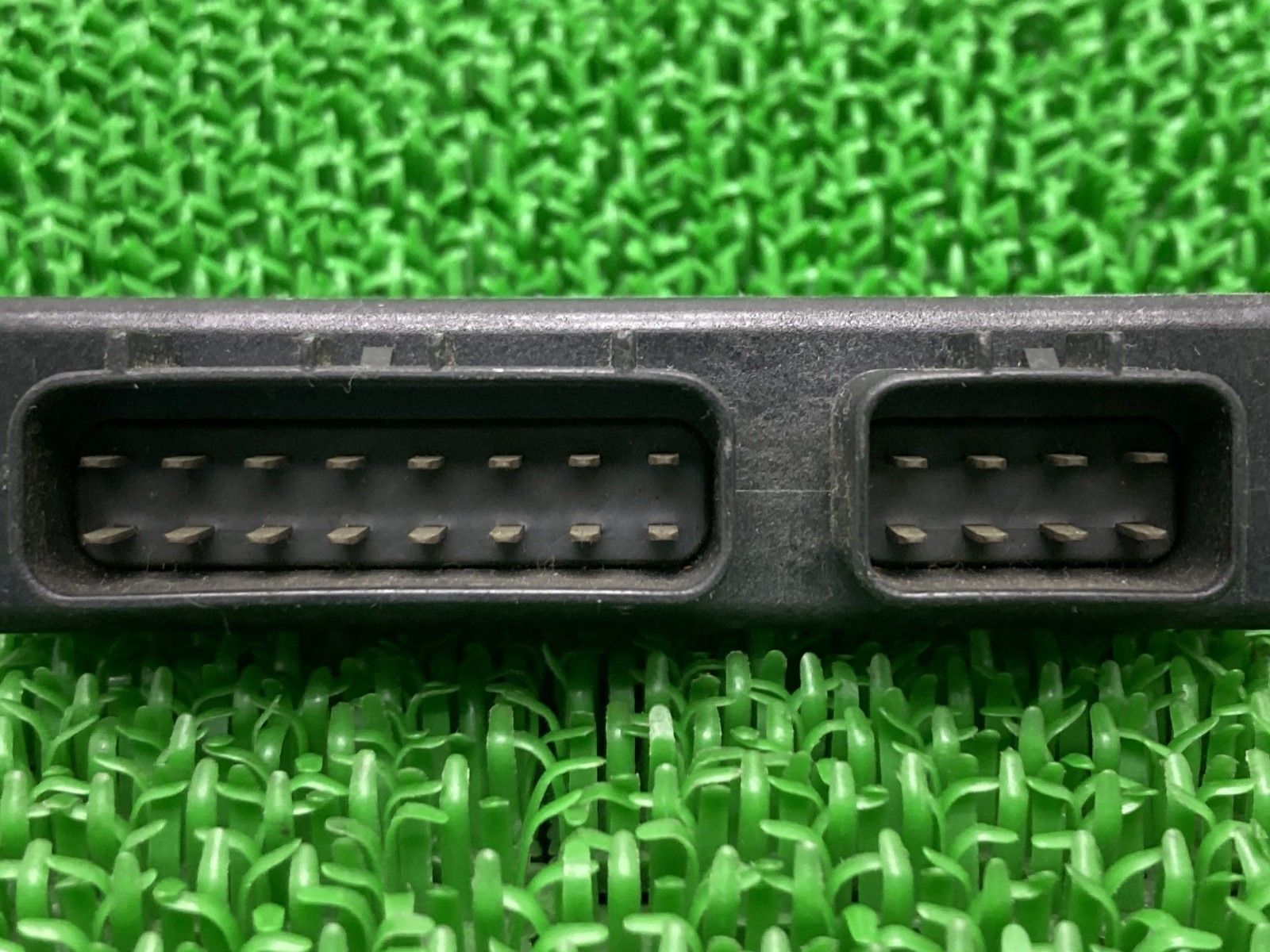 純 最強ZX-9RはCBR900RRに真っ向勝負を挑んだ！【このバイクに注目