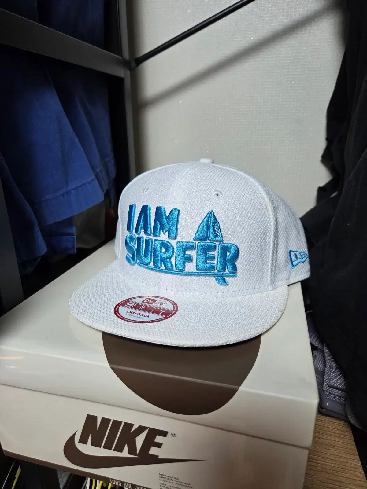 ML ERA I AM A SURFER サーファースナップバック 白 M L