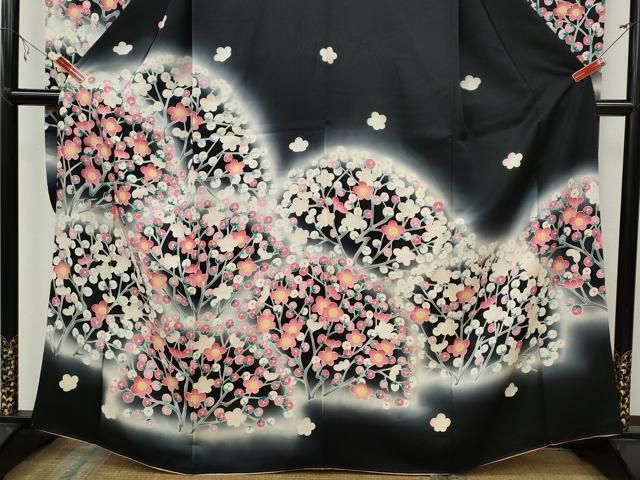 平和屋着物▽豪華振袖 駒刺繍 枝梅文 暈し染め 黒地 正絹 逸品