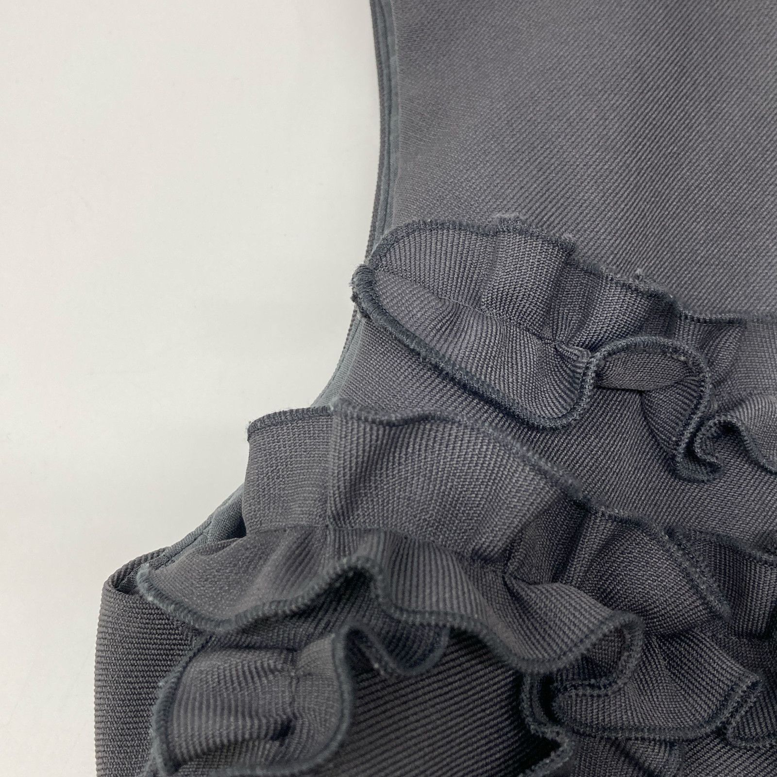 ｸﾞﾛｰﾘｰﾌﾘﾙ ﾜﾝﾋﾟｰｽ