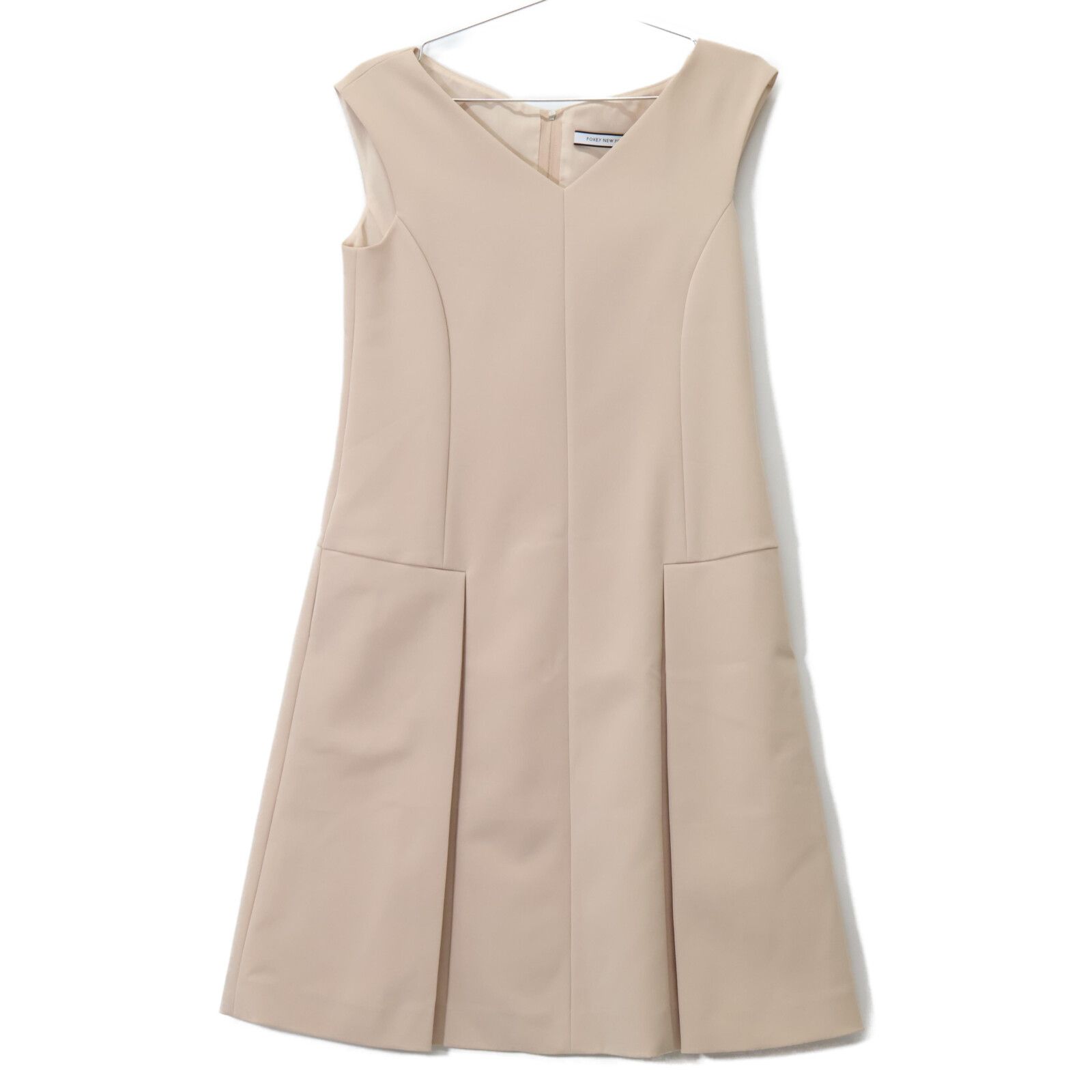 FOXEY YORK フォクシーニューヨーク ﾍﾞｰｼﾞｭ 37801 ｽﾄﾚｯﾁｸﾞﾛｸﾞﾗﾝﾜﾝﾋﾟｰｽ 38