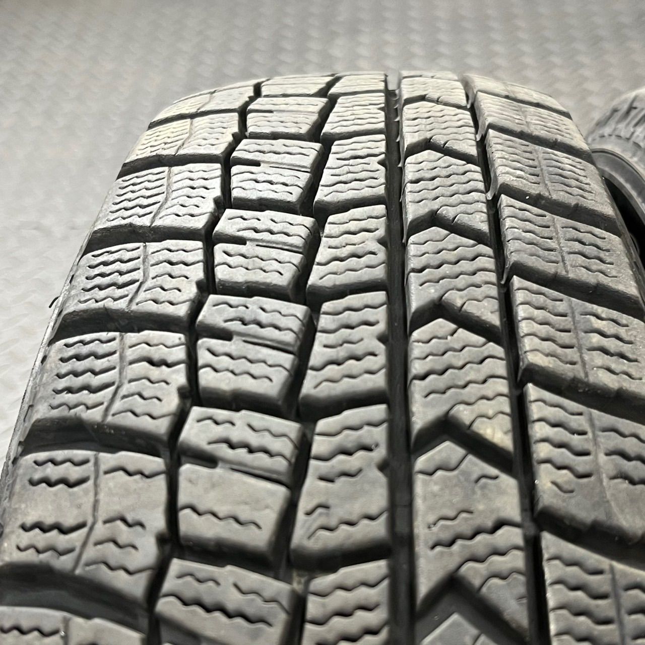 BOX スタッドレス