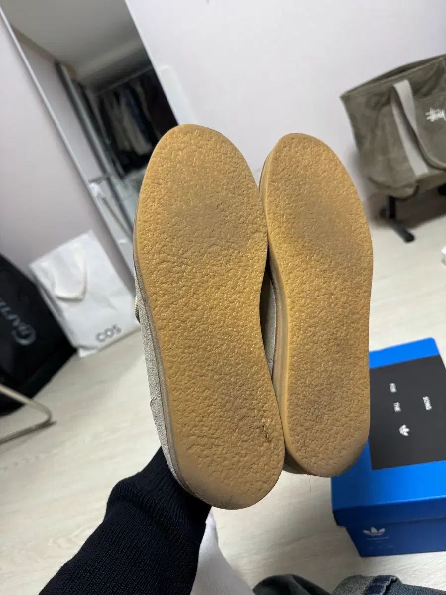  カラーコーラ Tシャツ ローラー ワラビー スウェード 275 ローファー ブーツ 革靴