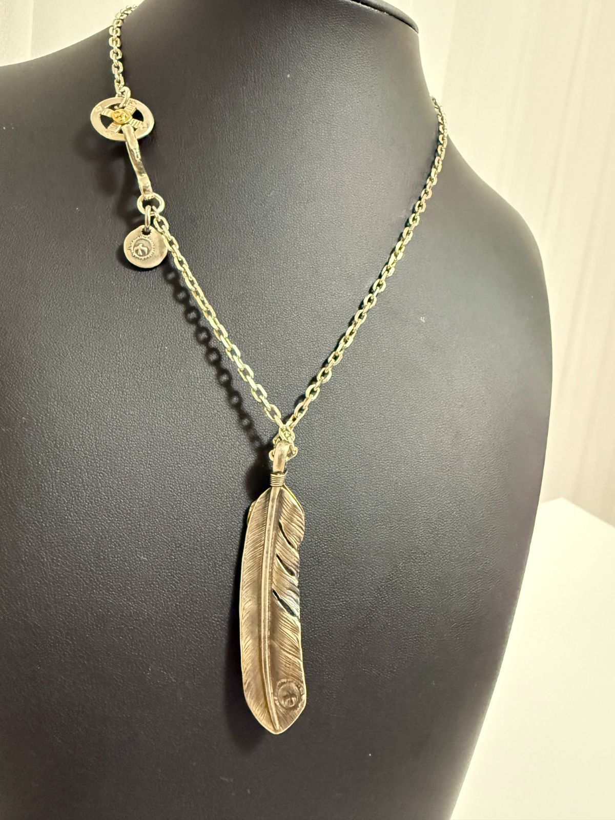 ゴローズ 上金特大フェザー右＋SV太陽inメタル小＋金メタルホイール付