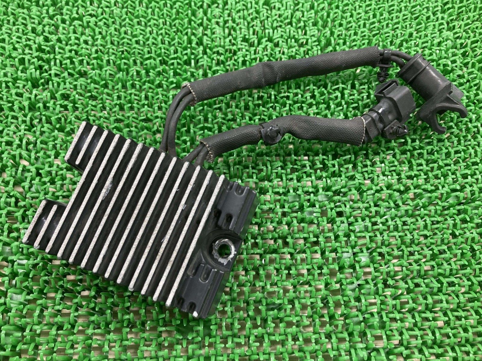 スポーツスター レギュレター ハーレー バイク 部品 2008～2013年式 XL 883 1200 レギュレーター 車検 Cp