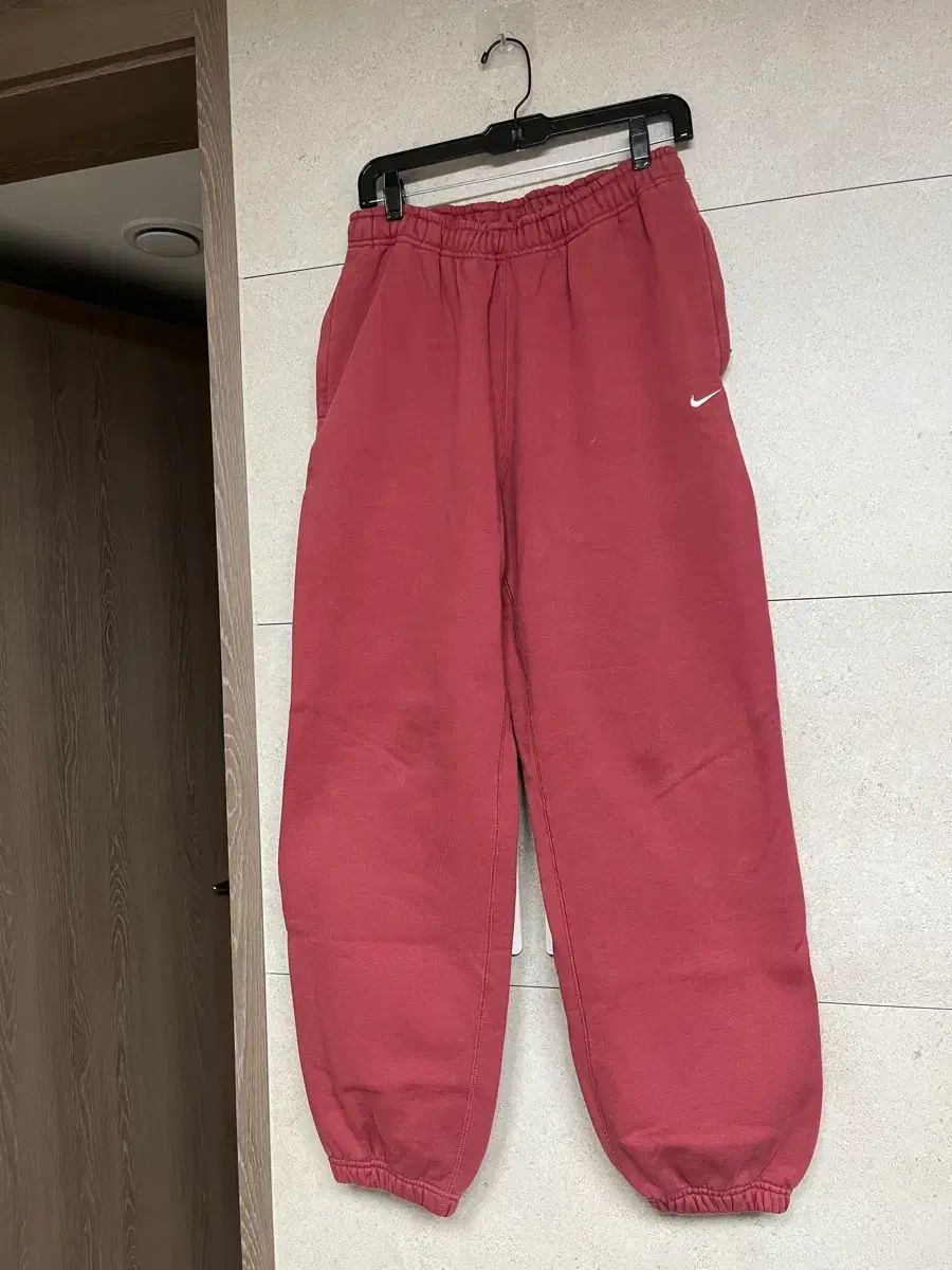 W ナイキ NRG ソロ スウッシュ US EU