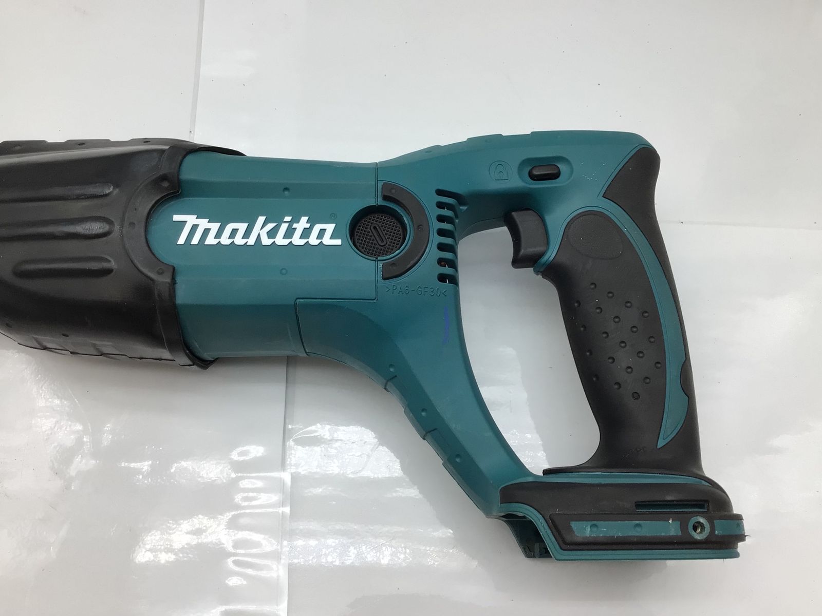 中古品】Makita/マキタ JR182DZK ☆ 18V充電式セーバーソー 中古品】Makita/マキタ JR182DZK ☆ 18V充電式セーバーソー