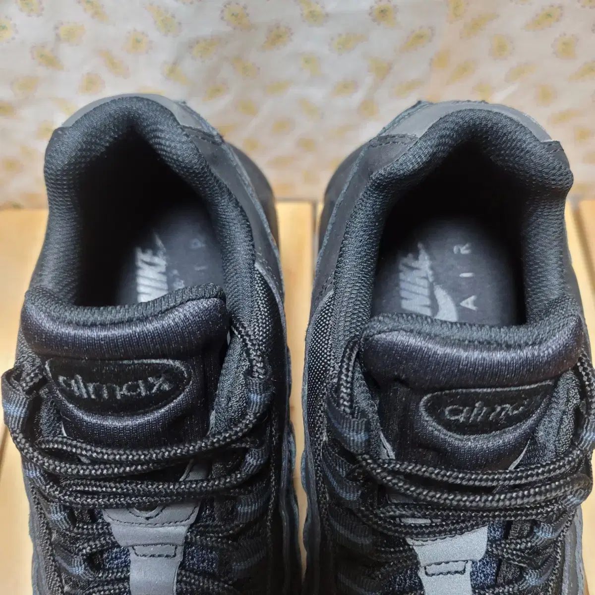 トリプル ブラック