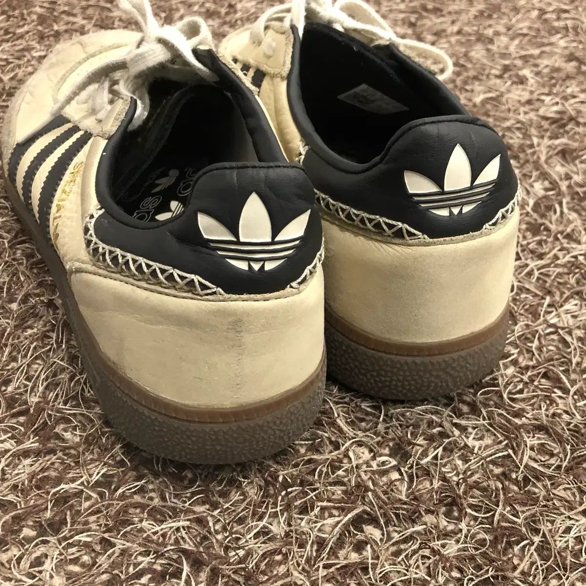 アディダス スペツィアル