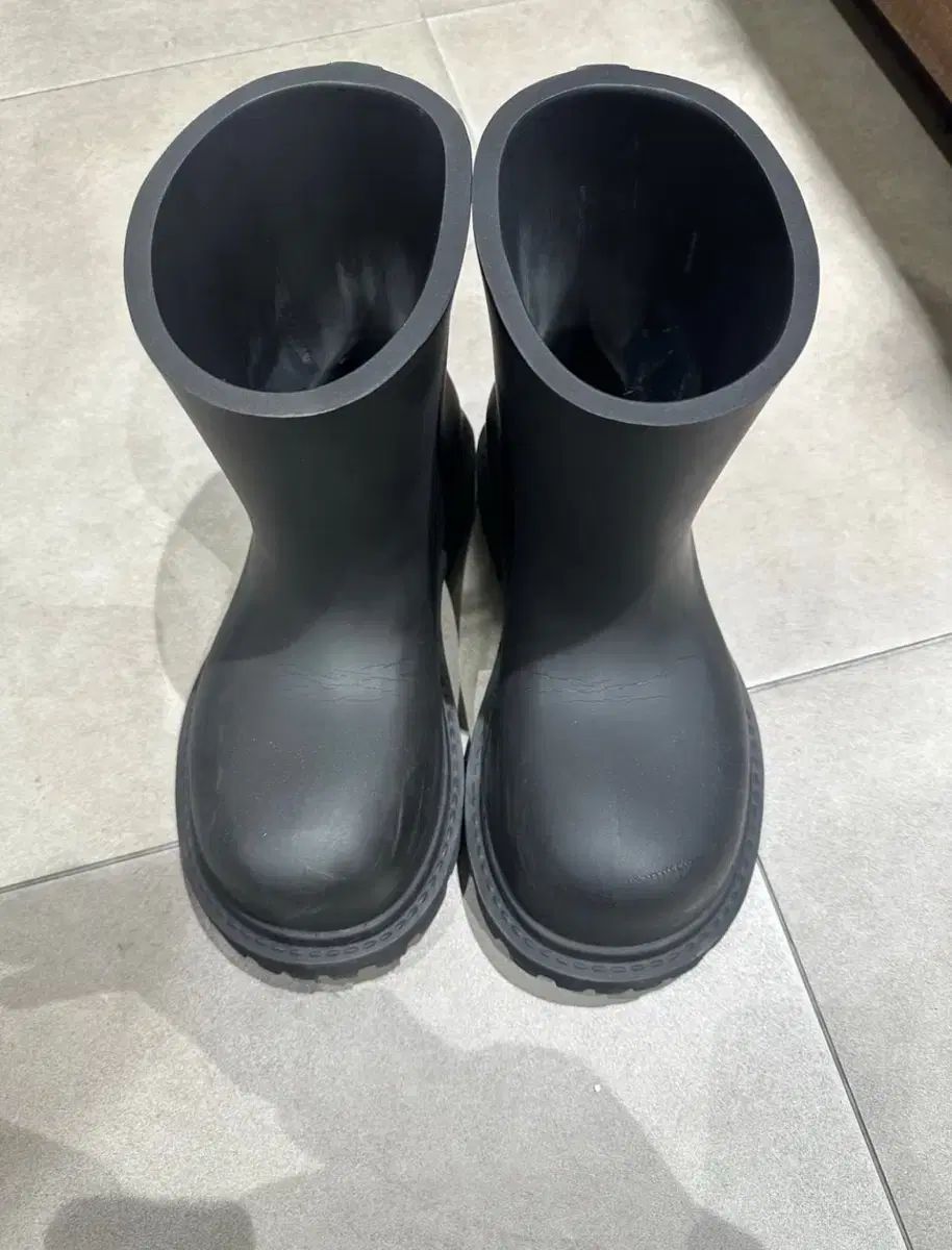 バレンシアガ ステロイド ビューティ ブーツ