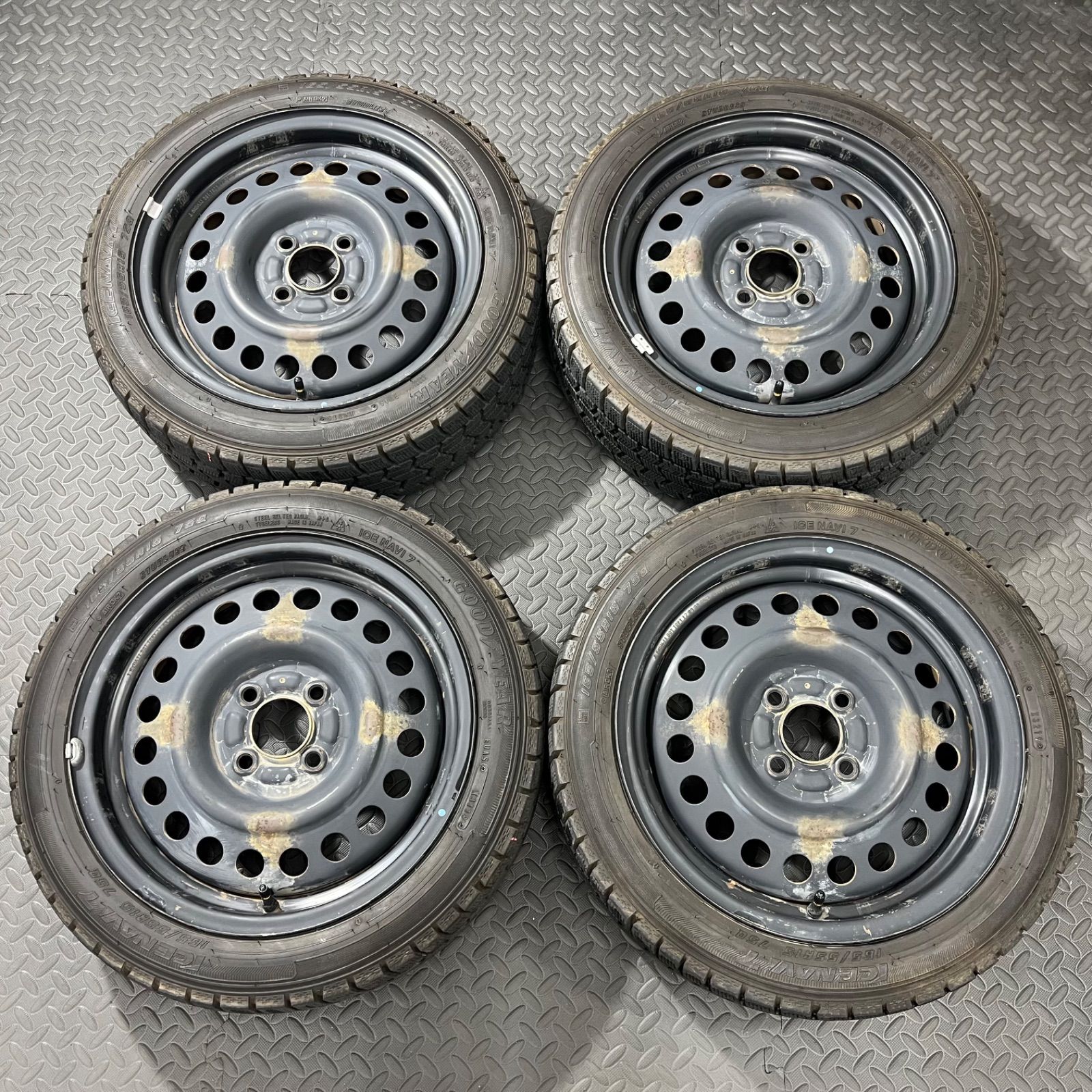 19年製 165 55 R 15 グッドイヤー アイスナビ7 タント ムーブ ワゴンR スペーシア スタッドレスタイヤ カスタムカー向けサイズ 1325