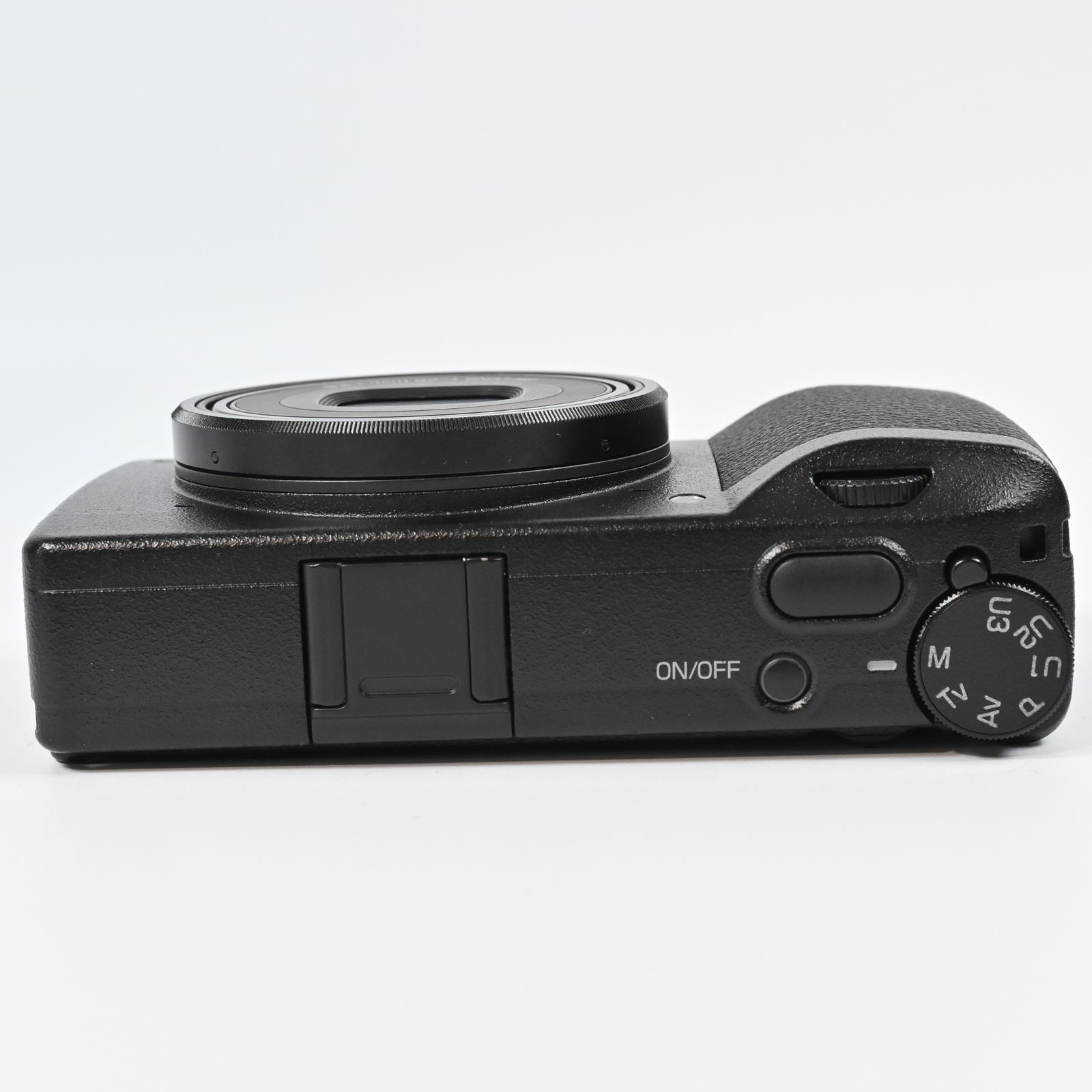 RICOH GR Ⅲx ショット数 5377回 - メルカリ