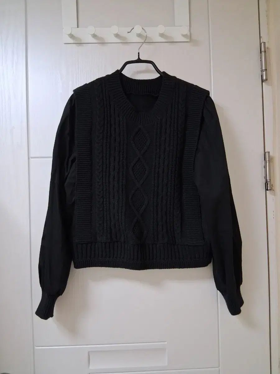 DEWL ブラック ニット ベスト シャツ レイヤード