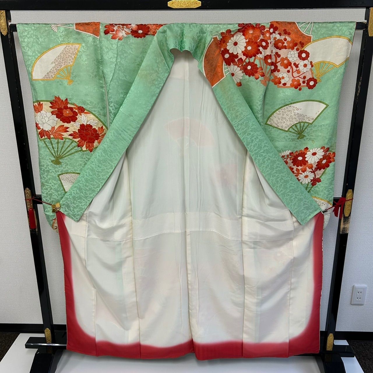 セミアンティーク 振袖 金駒刺繍 扇に花柄 正絹 着物 MK-2697 - メルカリ