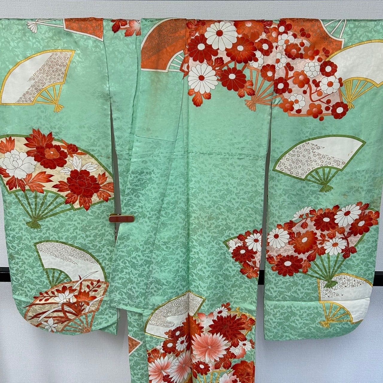 セミアンティーク 振袖 金駒刺繍 扇に花柄 正絹 着物 MK-2697 - メルカリ