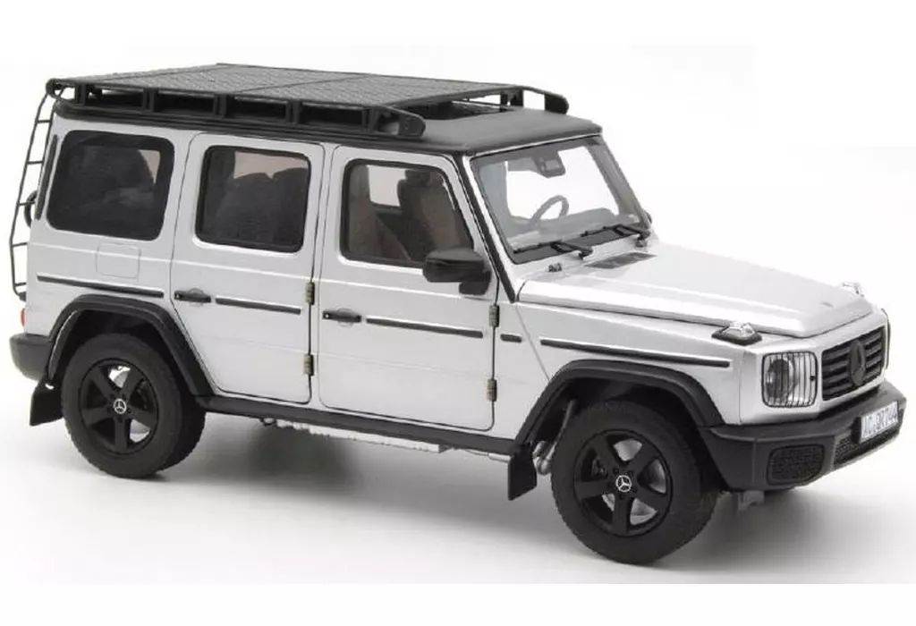 ミニカー 1 18 MB Gクラス 2025 イリジウムシルバー 183030