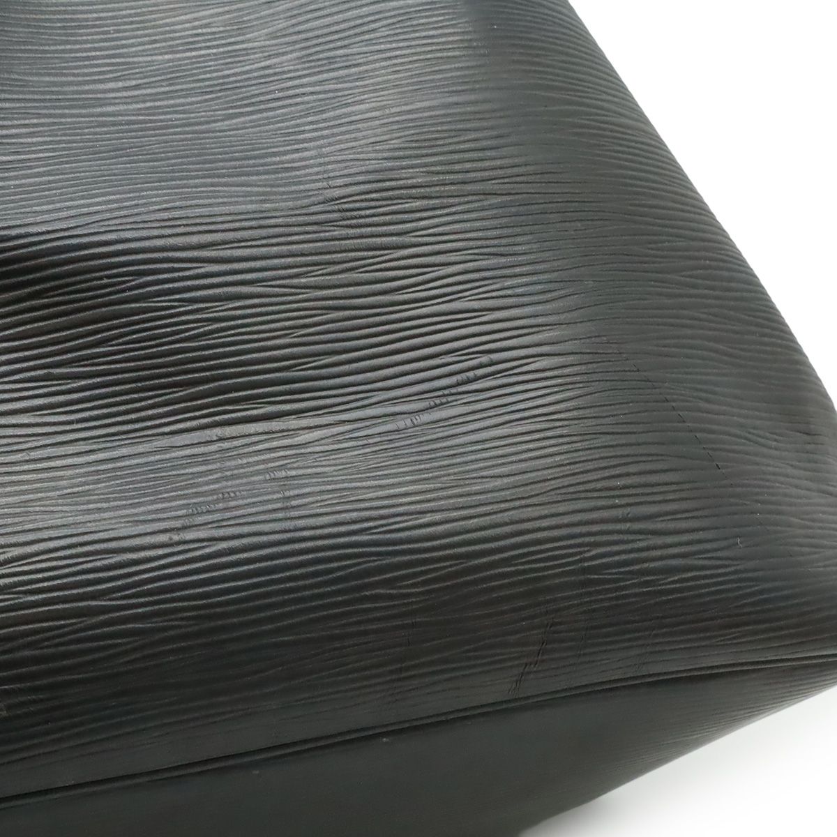 LOUIS VUITTON ルイ ヴィトン エピ プチノエ ショルダーバッグ ワン