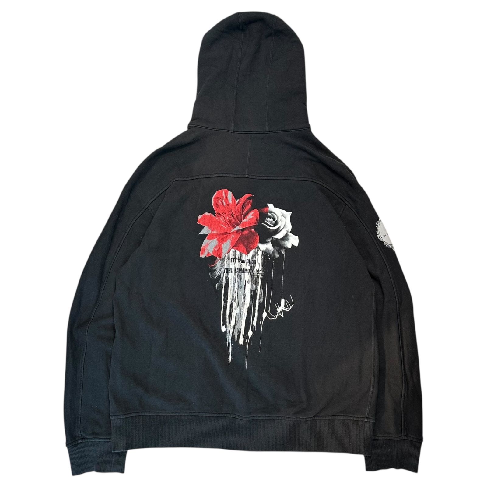 s'yte(サイト) Rose & Spider Back Print Zip-Up Hoodie 薔薇 s'yte(サイト) Rose & Spider Back Print Zip-Up Hoodie 薔薇