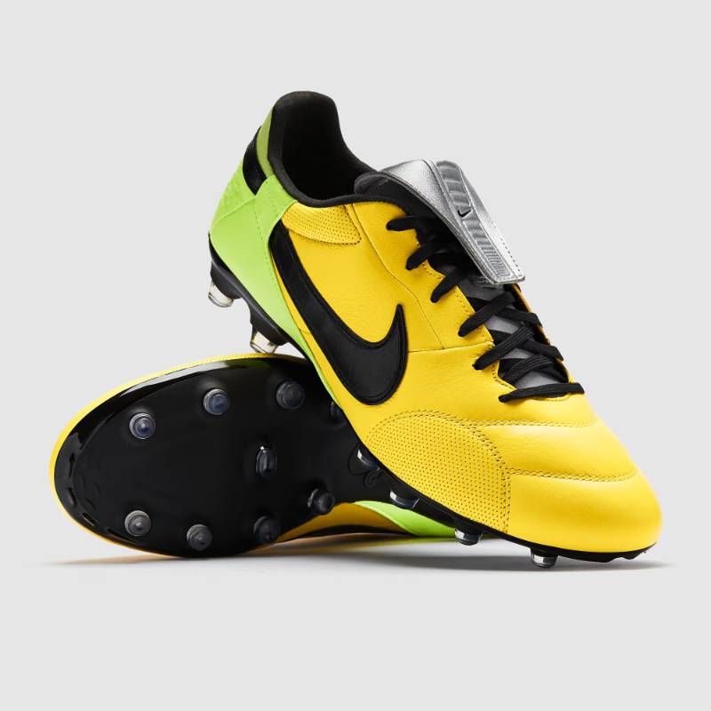 匿名配送 Nike サッカー スパイク The Premier III FG ボルトアイス