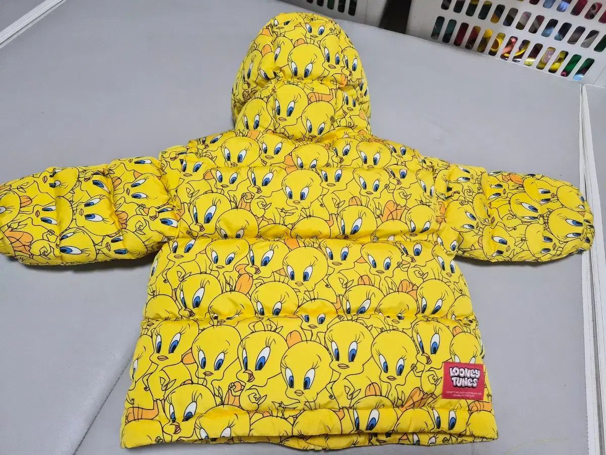 オールオーバートゥウィーベイビィダックダウンアウター100