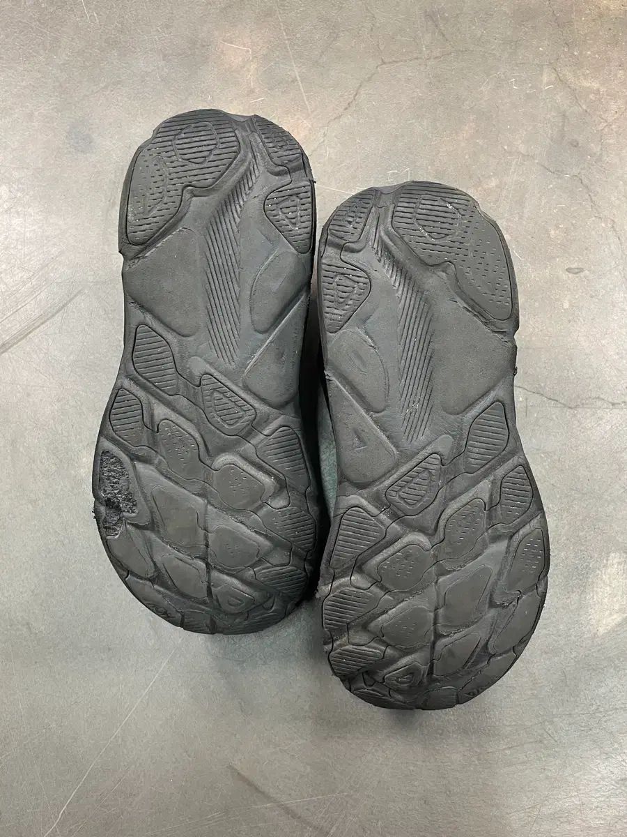 ホカクリフトン9 GTX