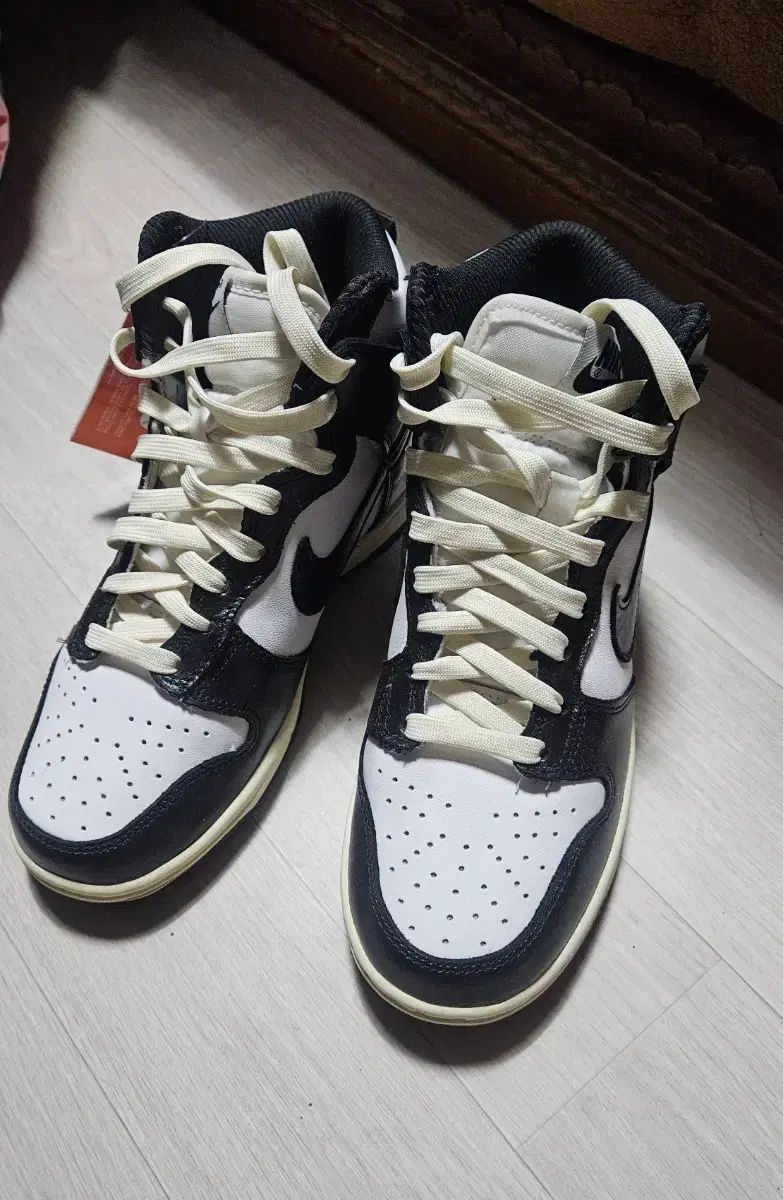 ナイキ ダンクハイ ヴィンテージブラック 225 ♥