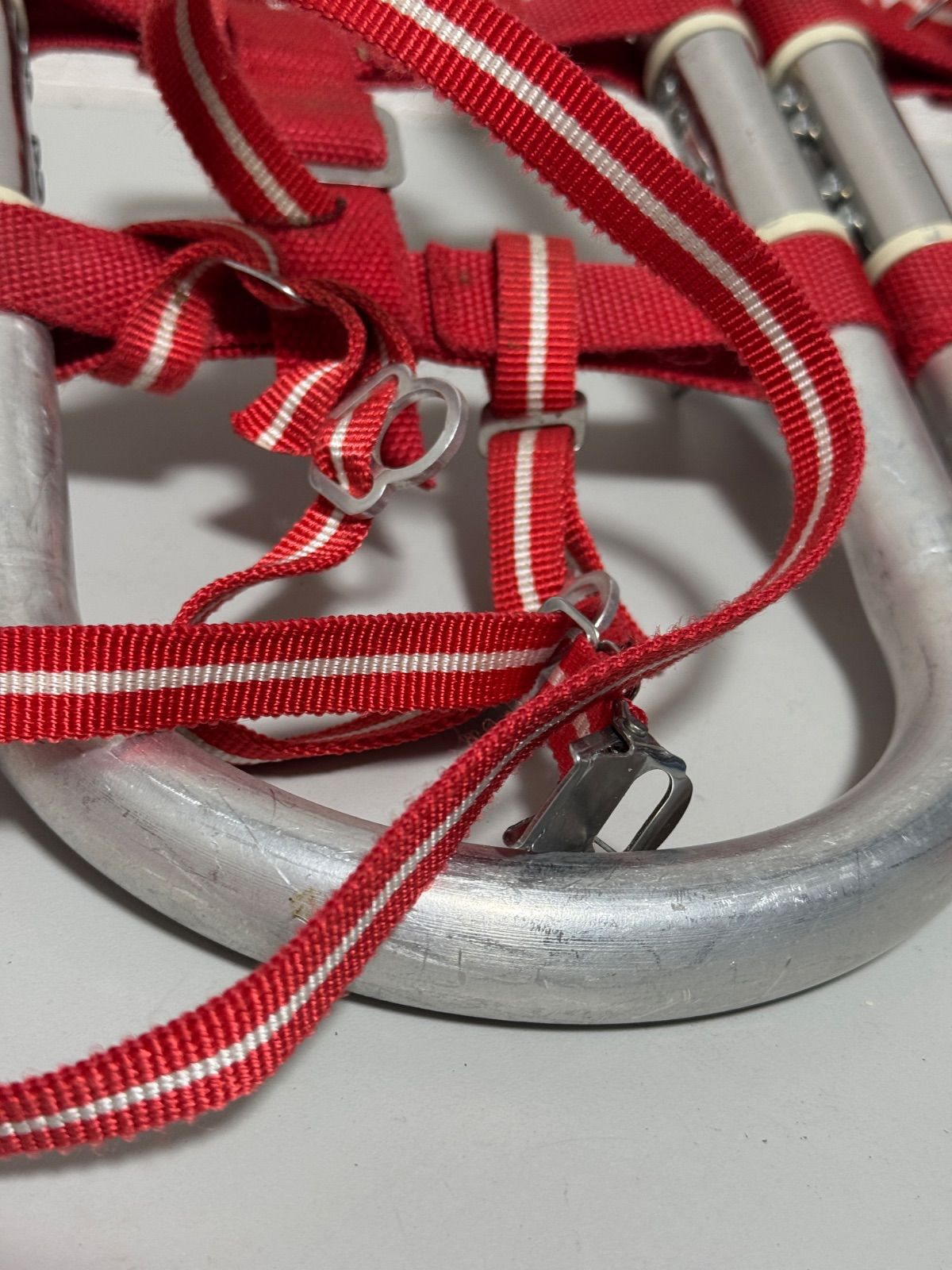 登山 レッドバンド