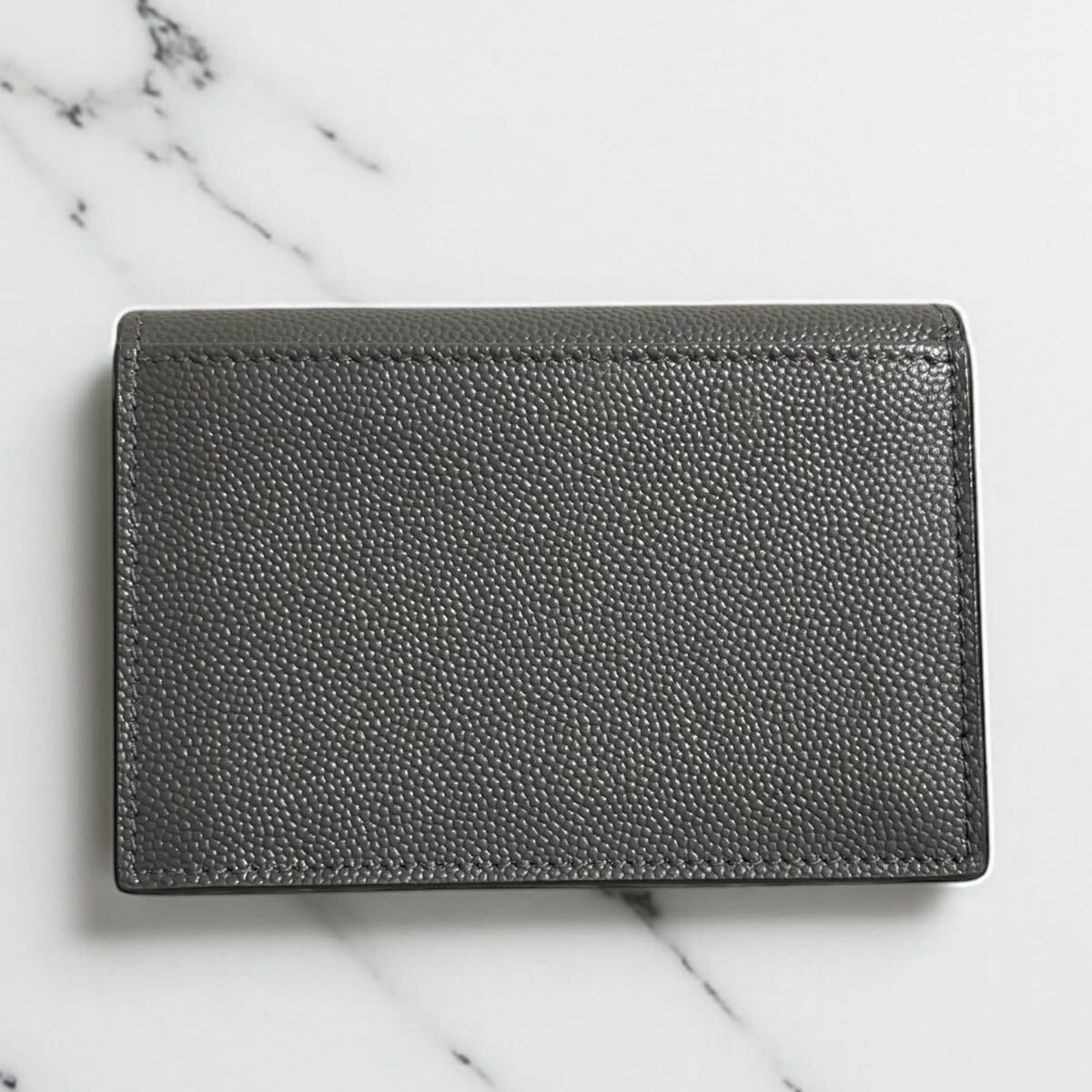 SAINT LAURENT グレー レザー 名刺入れ 専用袋付き r72 サンローラン カードケース 名刺入れ グレー SAINT LAURENT - メルカリ