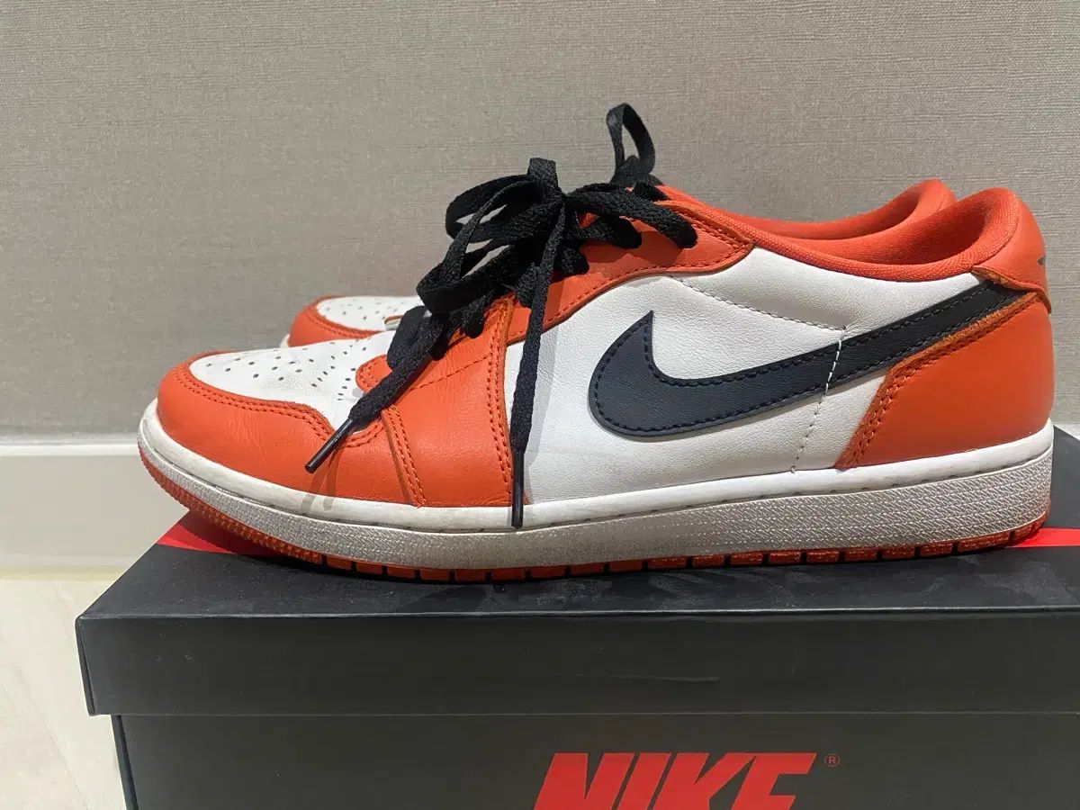 ジョーダン1 ロー スターフィッシュ