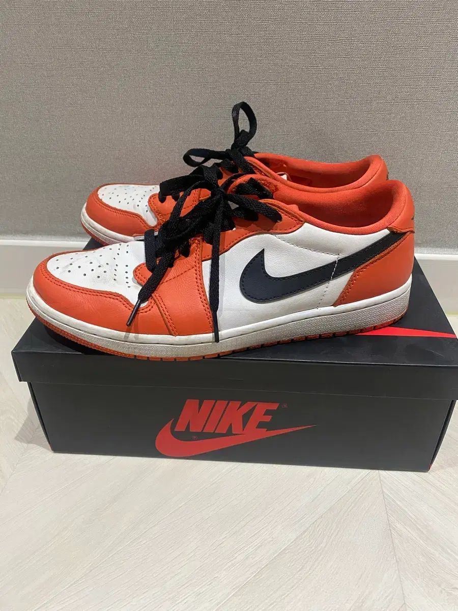 ジョーダン1 ロー スターフィッシュ