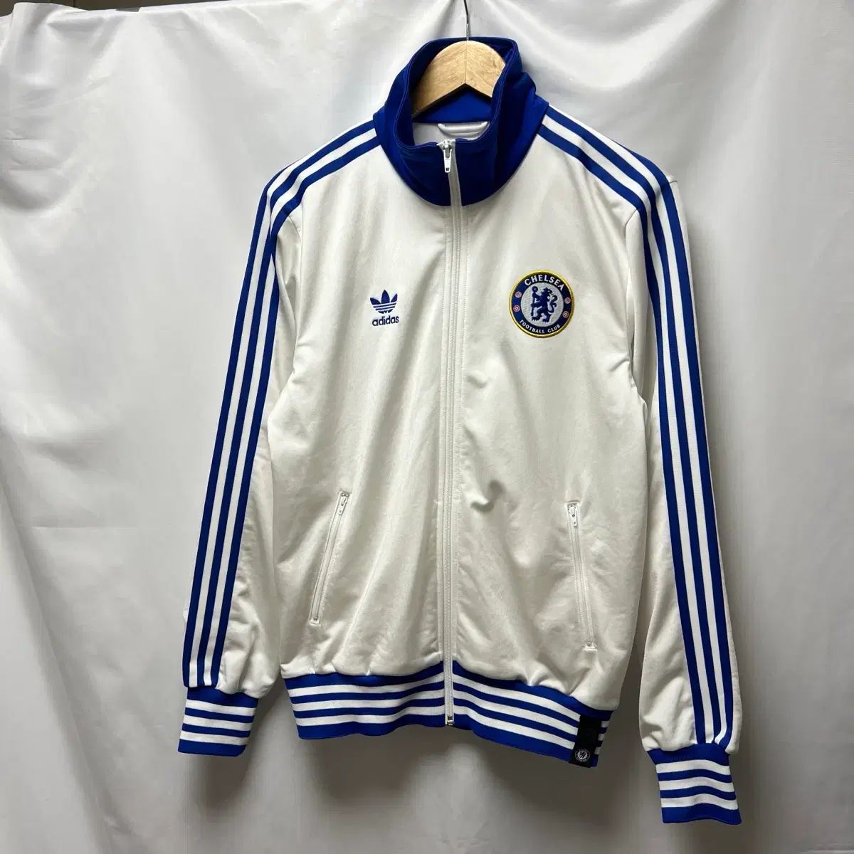 正規品/105 adidas アディダス チェルシー ヨーロッパ ホワイトブルー