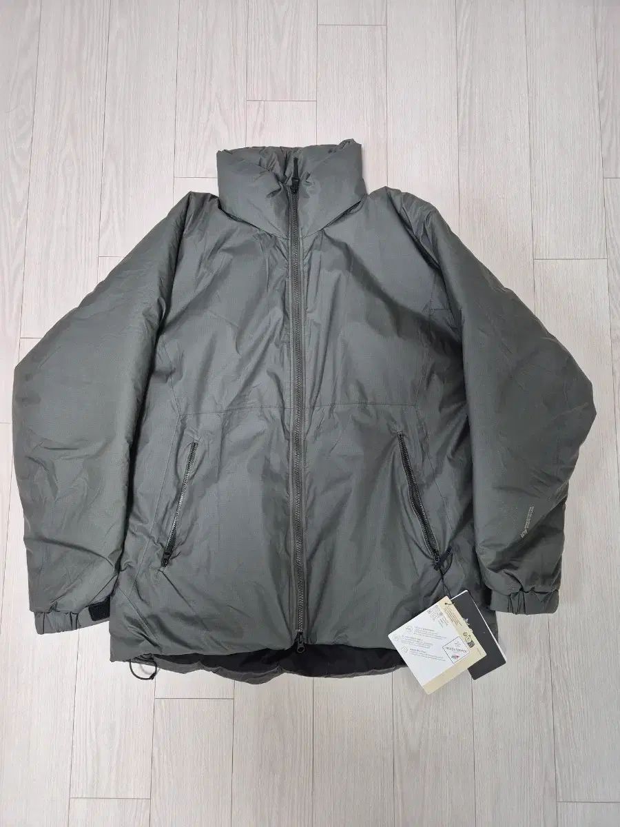 GOLDWIN ゴールドウィン ウィンドストッパー DARK OLIVE