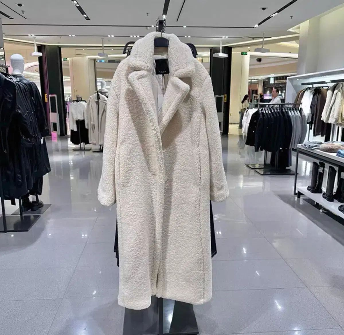 ZARA アイボリー ボアロングコート 美品 ZARA テディベアコート ロング ボアコート ホワイト アイボリー